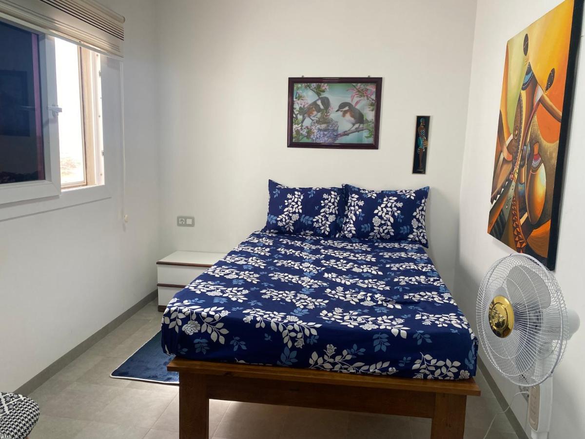 D'hotes * Dakar